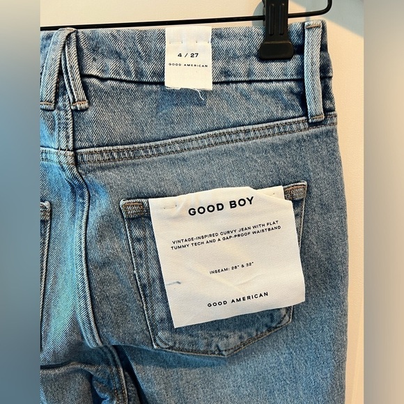 Good American Good Boy Wide Release Hem Jeans in INDIG0085 - Picture 8 of 14